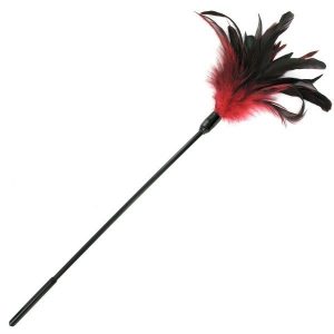 Cravache sm rouge avec plumes très douce pour jeu bdsm et punition